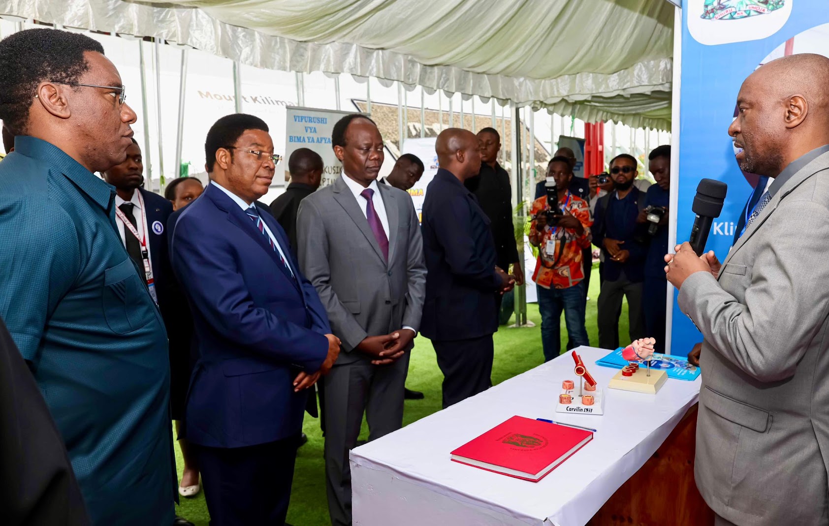Waziri Mkuu Majaliwa aishauri JKCI kufungua matawi nje ya nchi