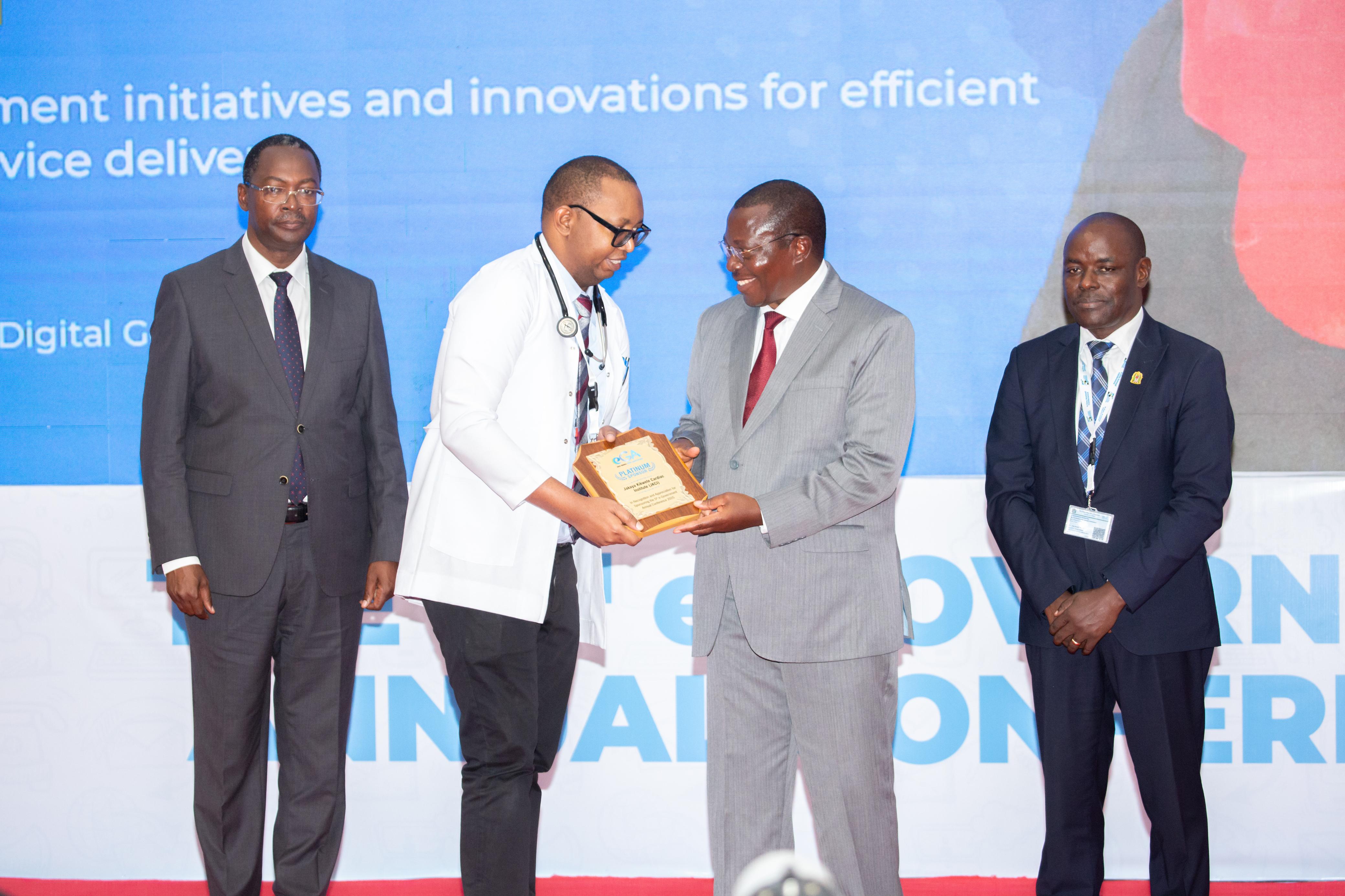  JKCI  awarded for being a main sponsor during eGA Conference